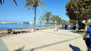 38 - Rosas - Paseo Maritime et Plage Nova